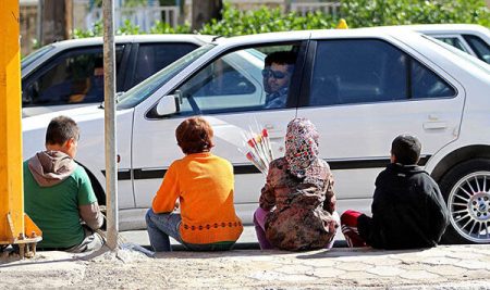 کودکان خیابان و نقش مددکاران در برخورد با آنها